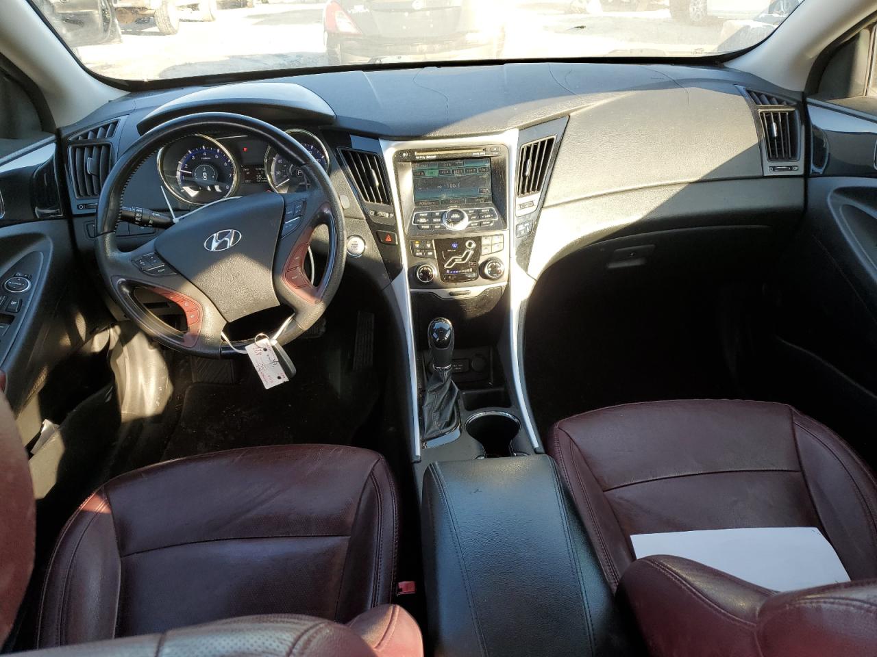 2011 Hyundai Sonata - Image 8