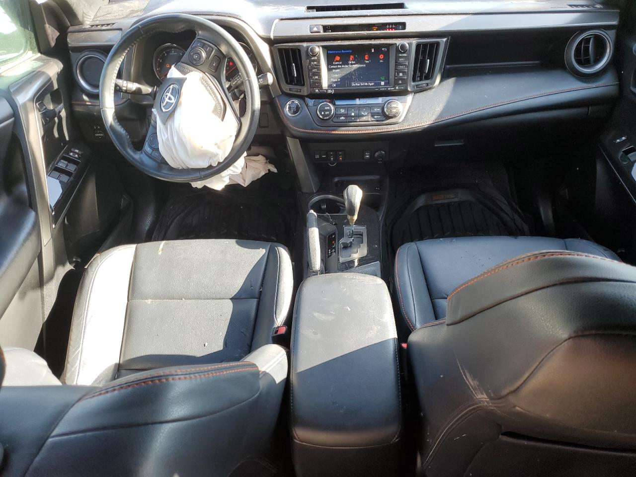2018 Toyota RAV 4 - Image 8
