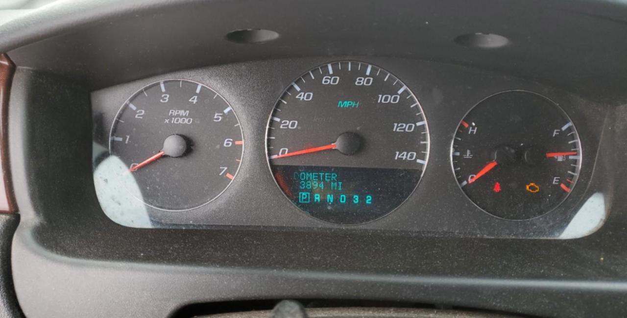 2008 Chevrolet Impala - Image 9