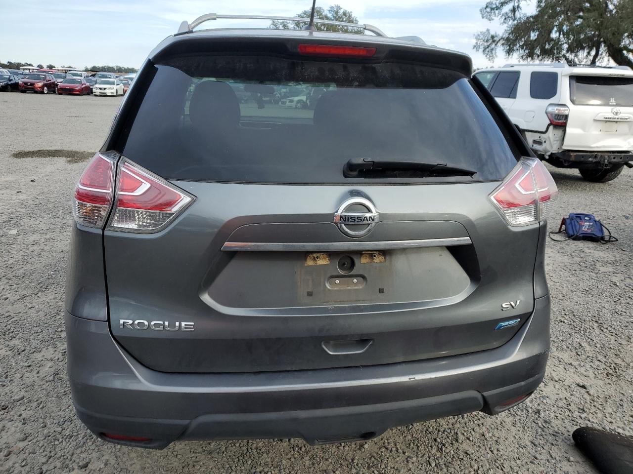 2014 Nissan Rogue - Image 6