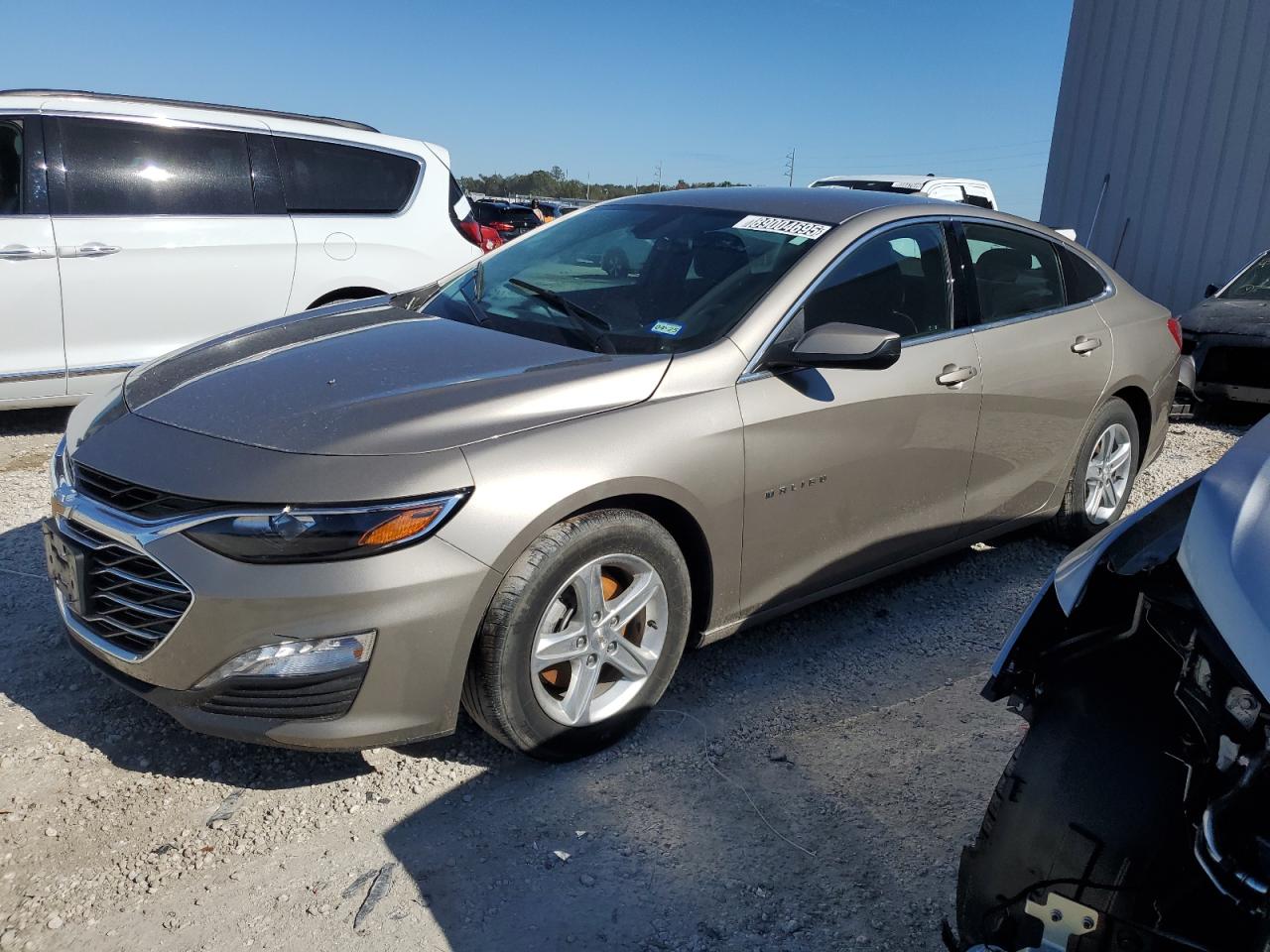 2022 Chevrolet Malibu - Image 1