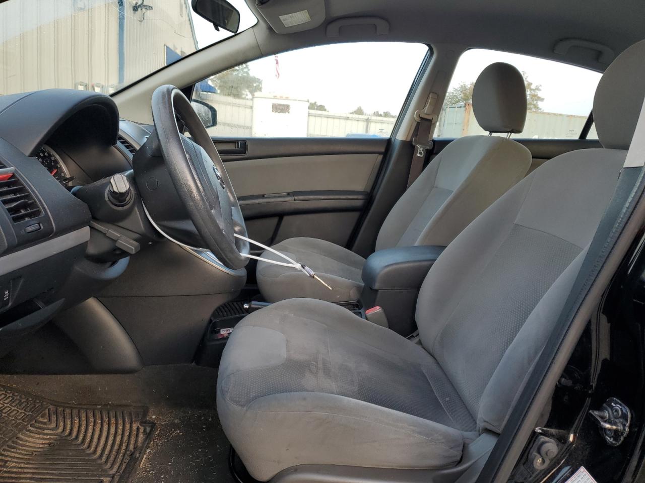 2012 Nissan Sentra - Image 7