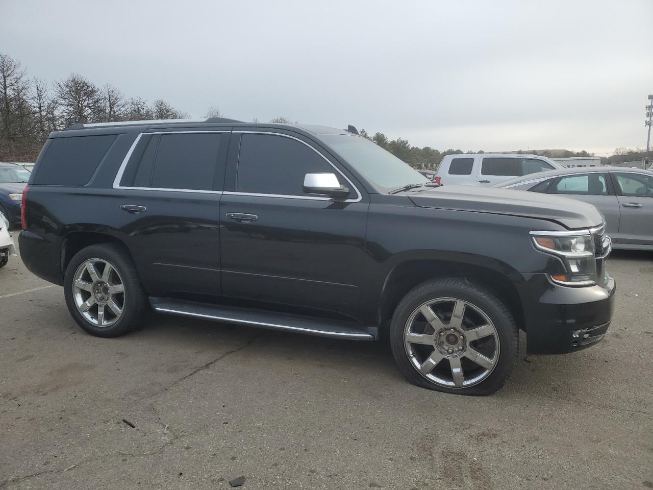 2016 Chevrolet Tahoe - Image 4