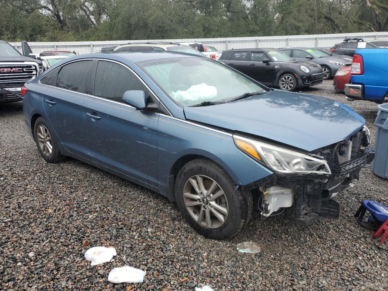 2017 Hyundai Sonata - Image 4