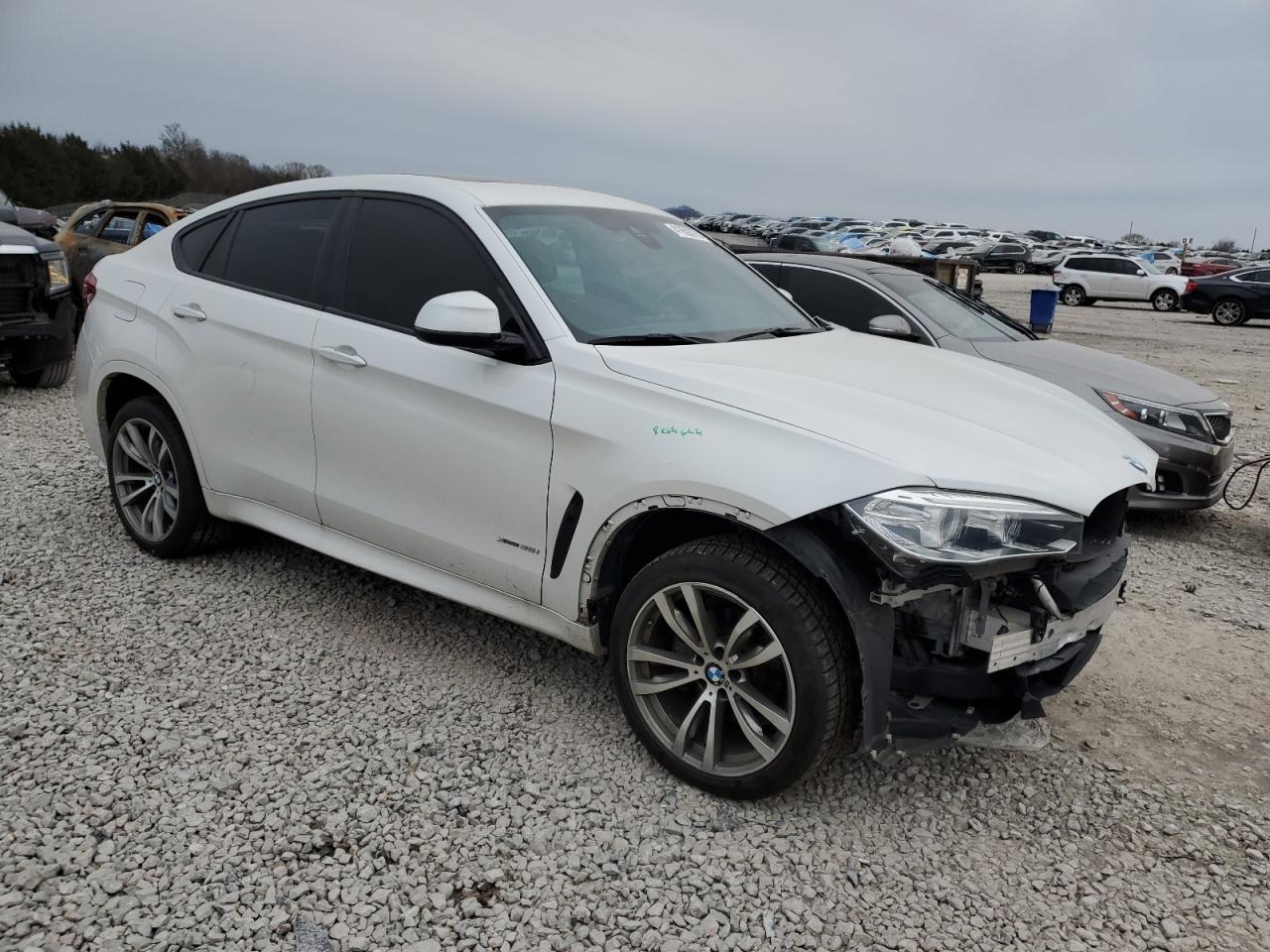 2015 BMW X6 - Image 4