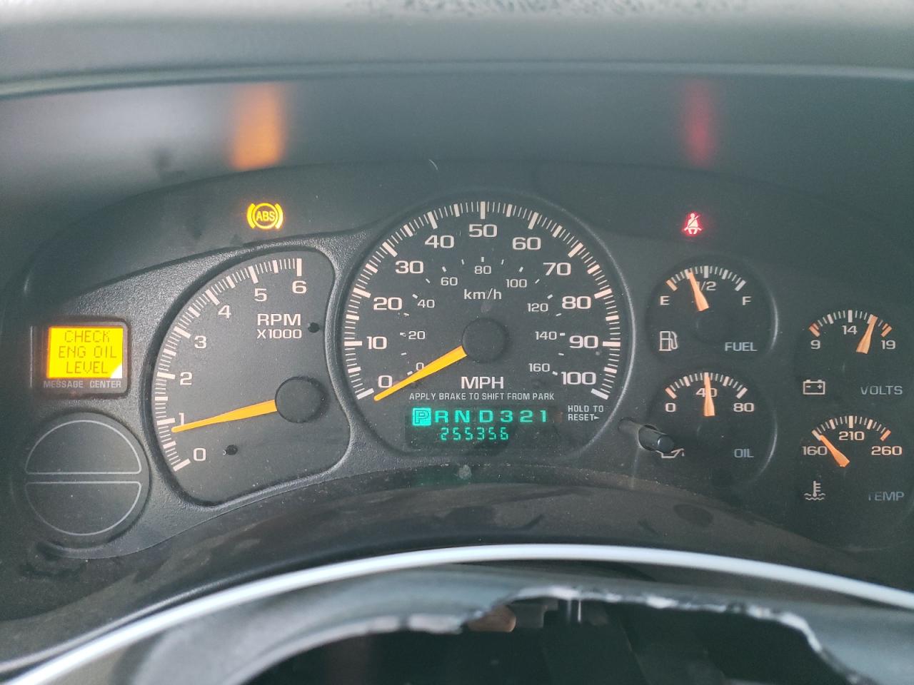 2000 Chevrolet Silverado - Image 9