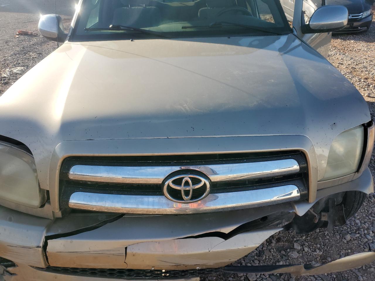 2004 Toyota Tundra - Image 11