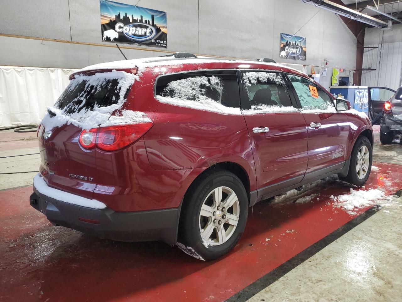 2011 Chevrolet Traverse - Image 3