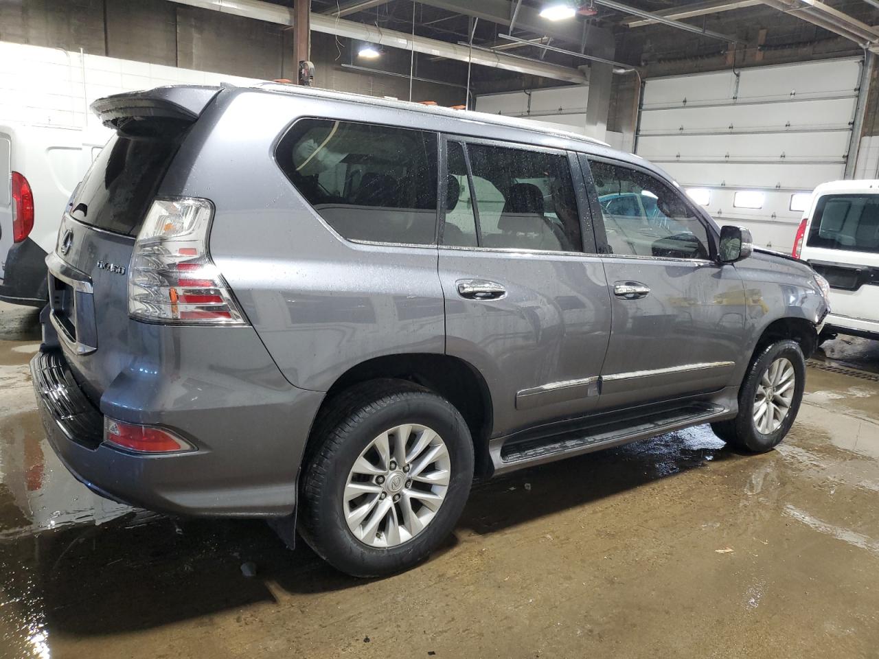 2018 Lexus GX - Image 3