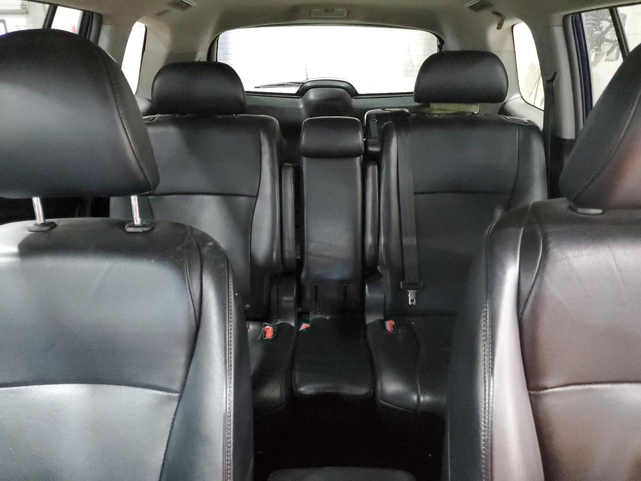 2013 Toyota Highlander - Image 10