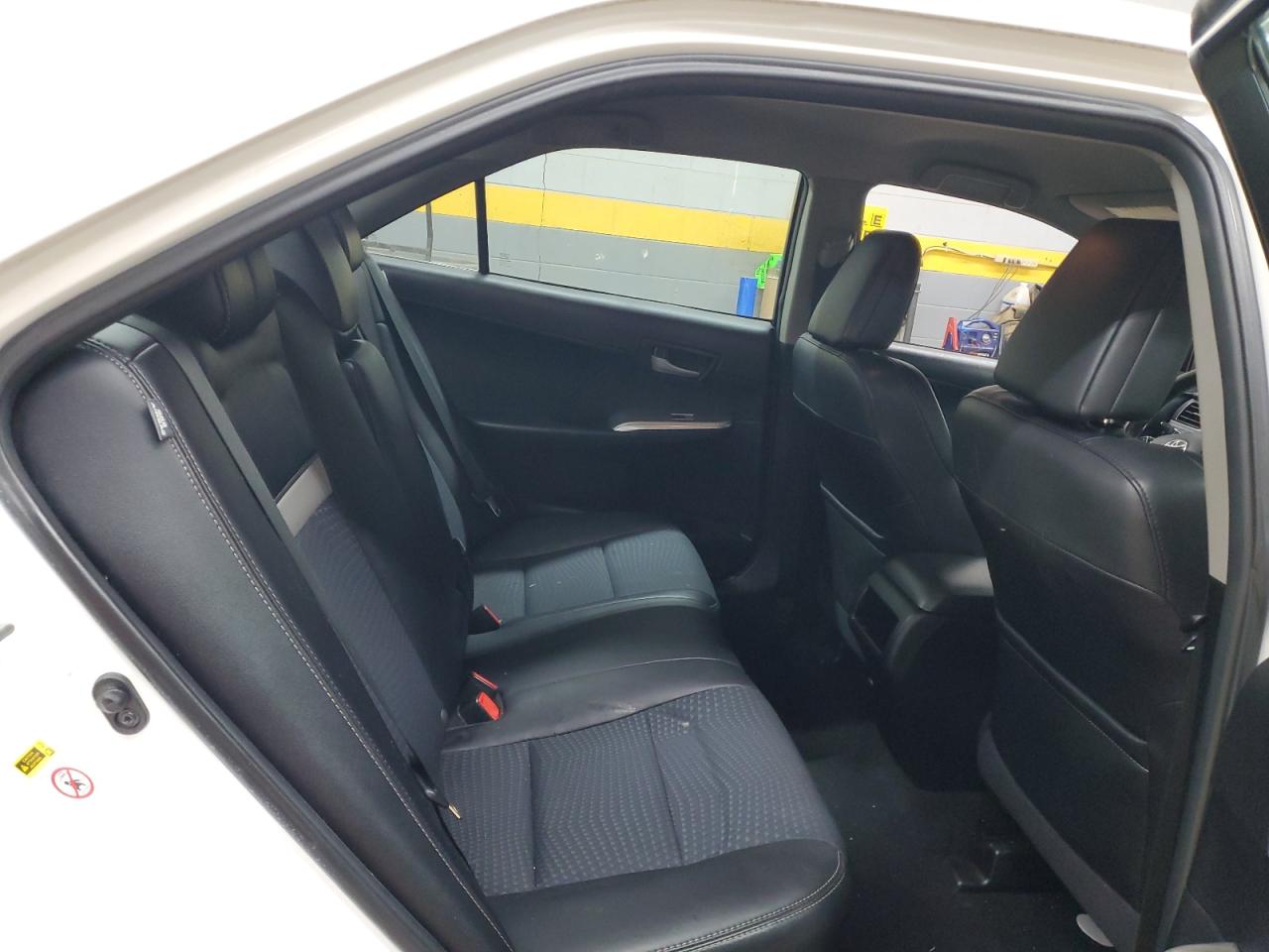 2014 Toyota Camry - Image 10