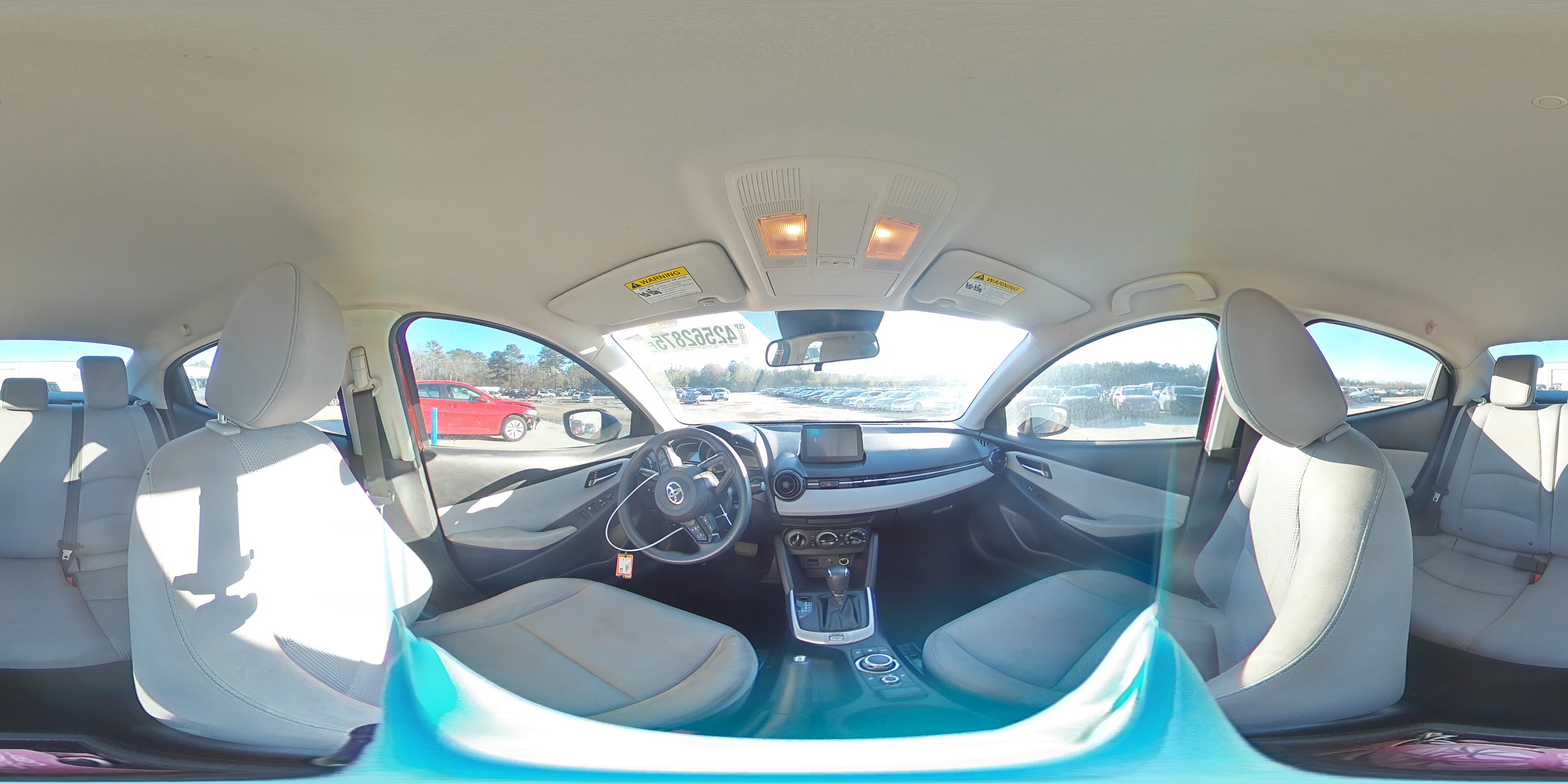 2020 Toyota Yaris - Image 12