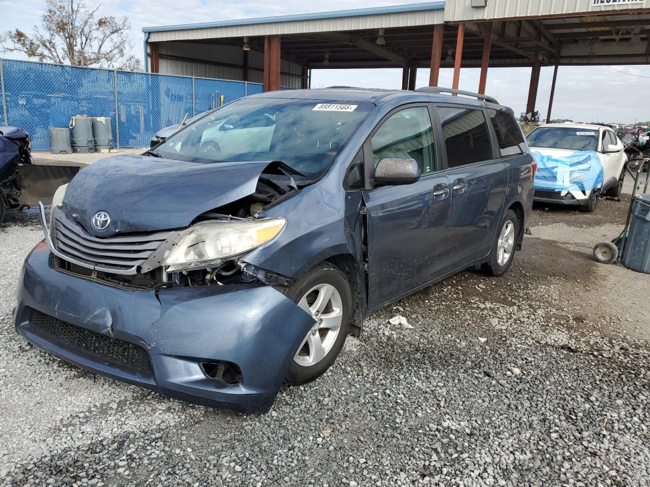 2017 Toyota Sienna - Image 1