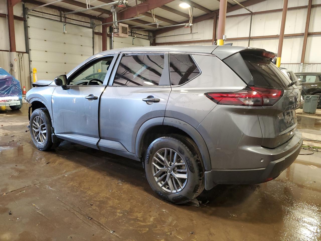 2024 Nissan Rogue - Image 2