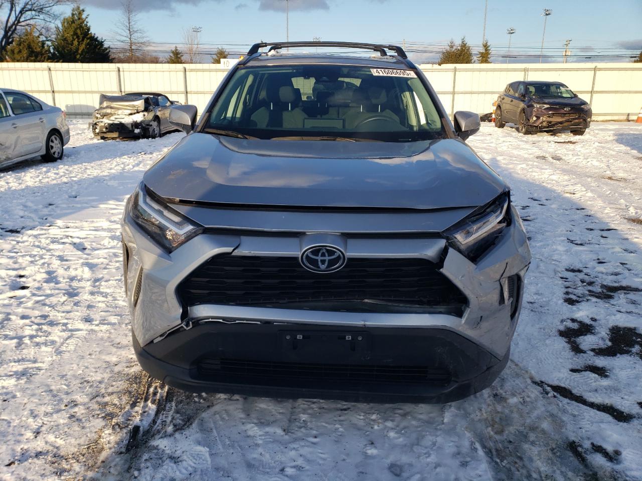 2022 Toyota RAV 4 - Image 5