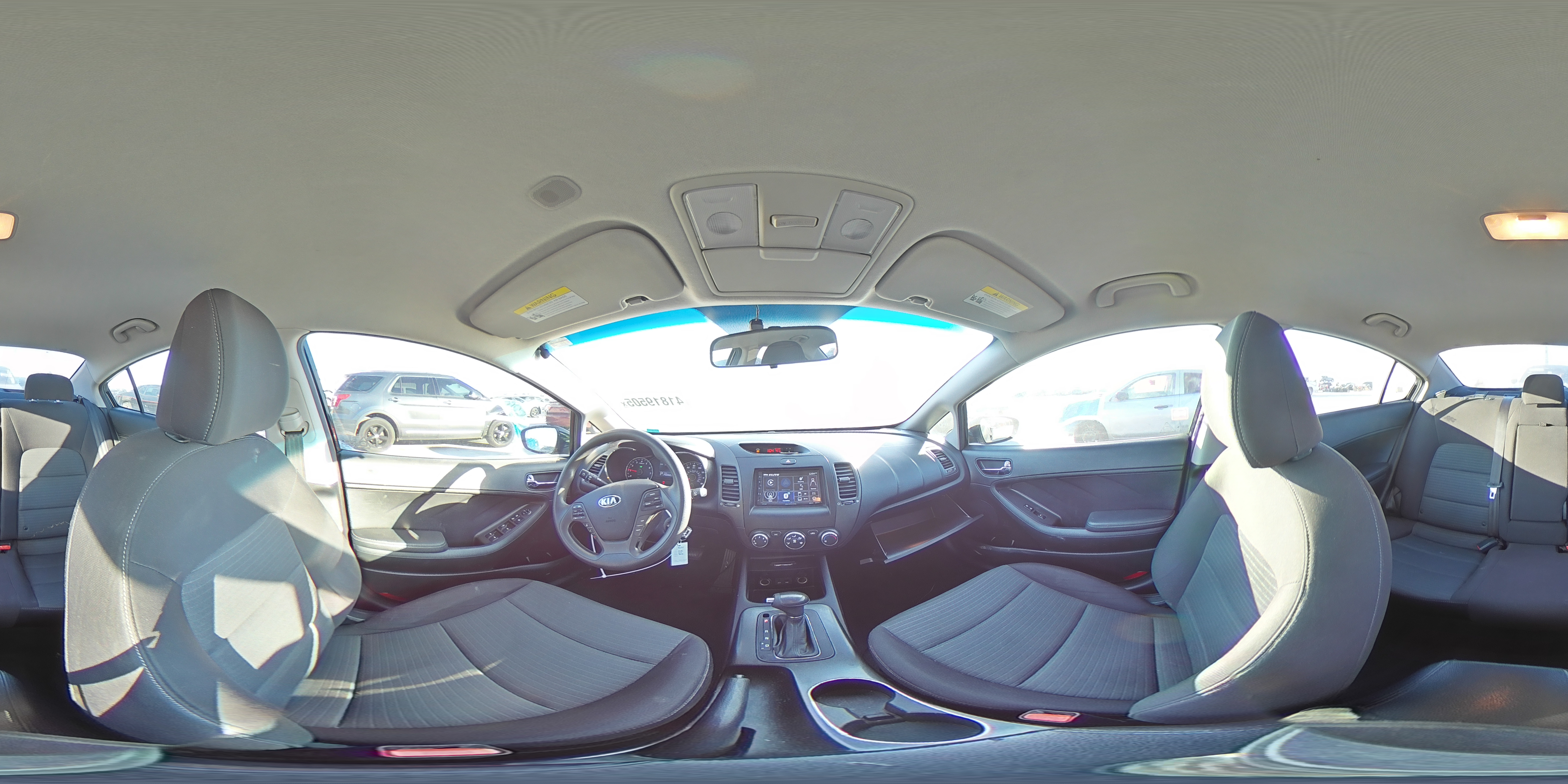 2015 Kia Forte - Image 14