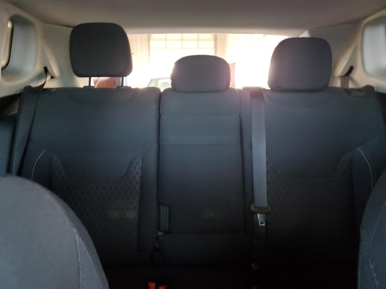 2019 Jeep Compass - Image 10