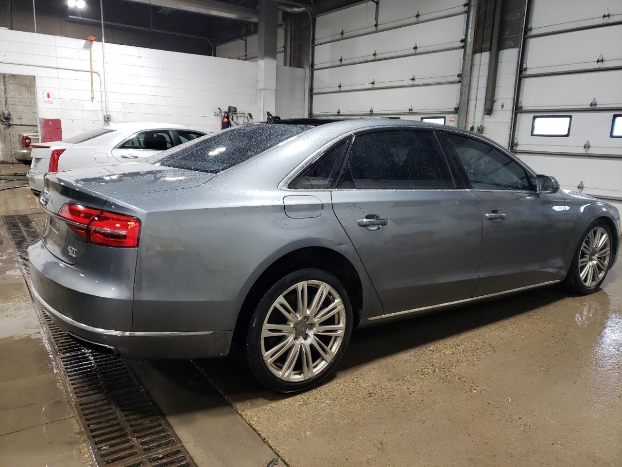 2015 Audi A8 - Image 3