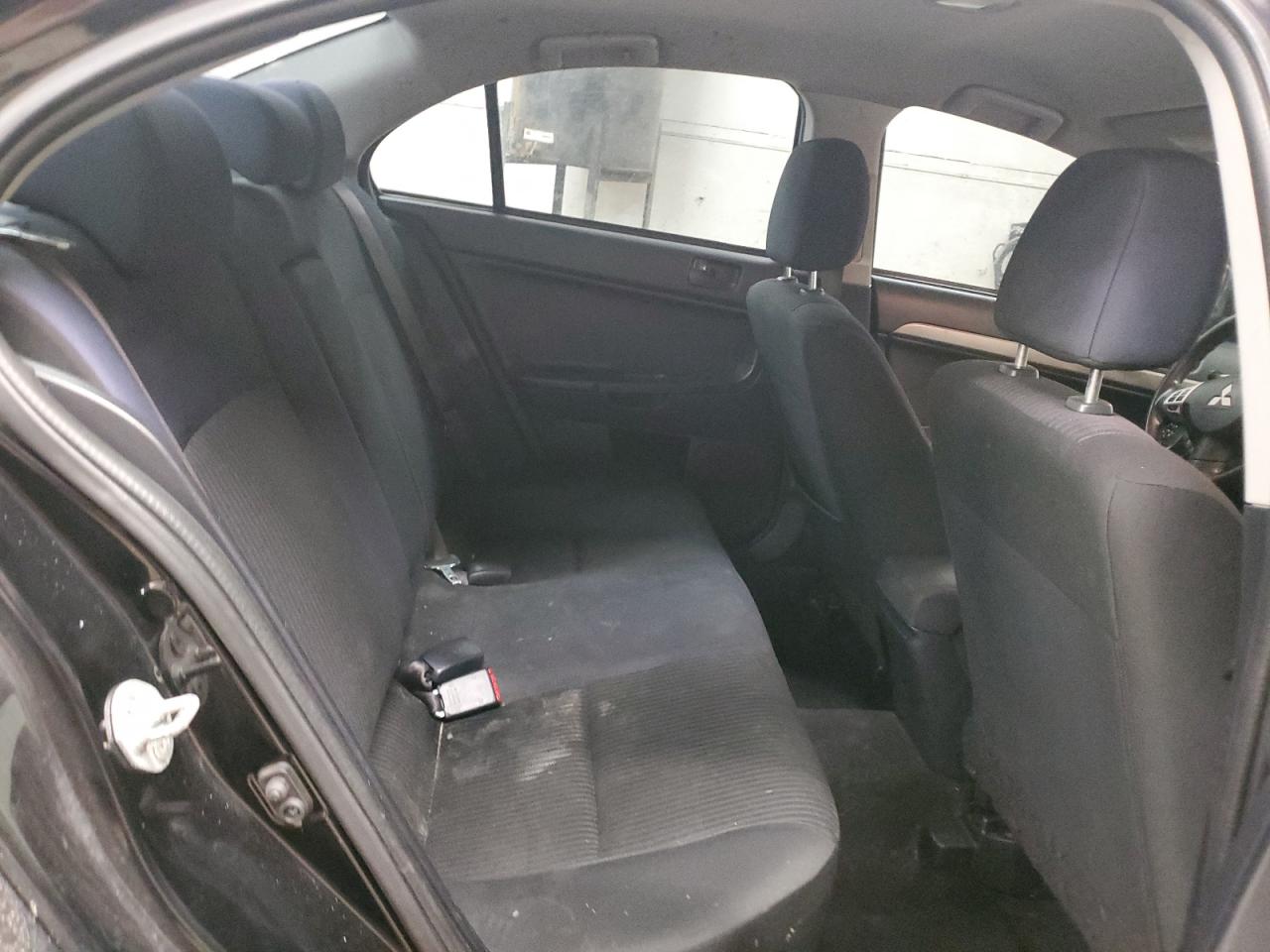 2014 Mitsubishi Lancer - Image 10