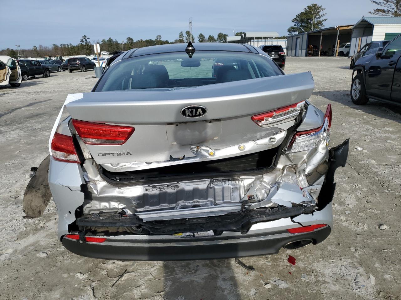 2016 Kia Optima - Image 6