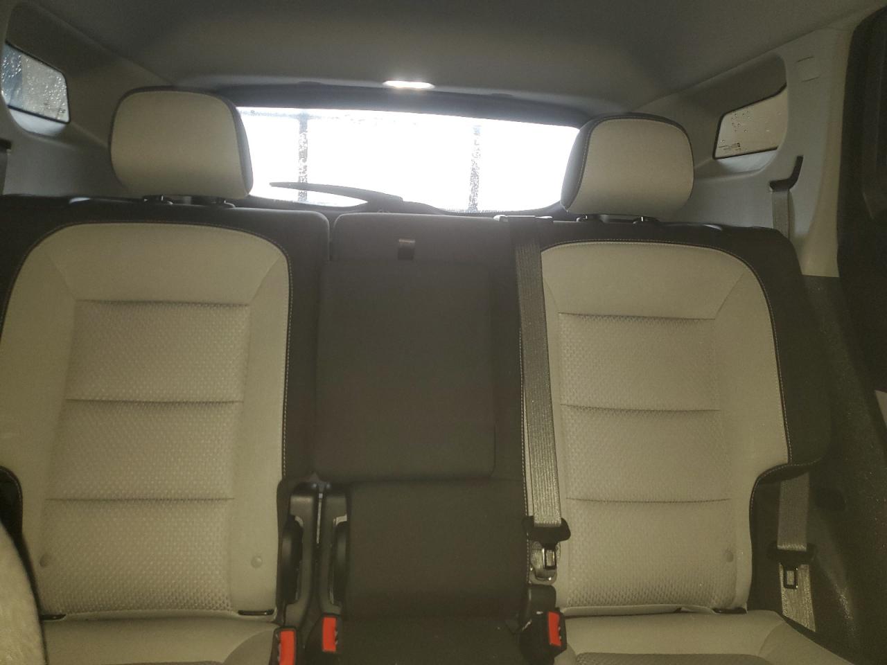 2022 GMC Terrain - Image 10