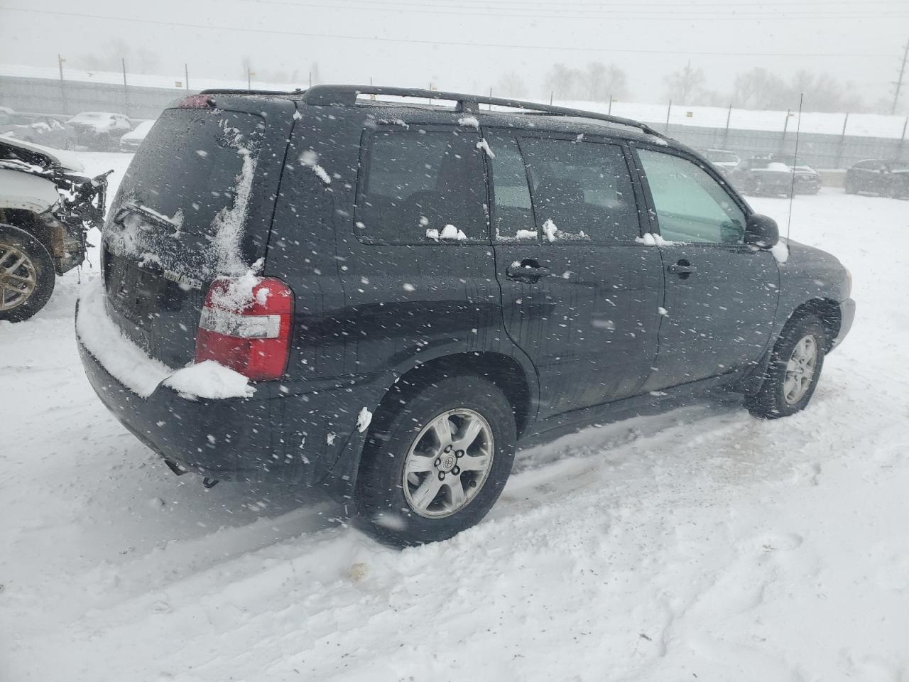 2004 Toyota Highlander - Image 3