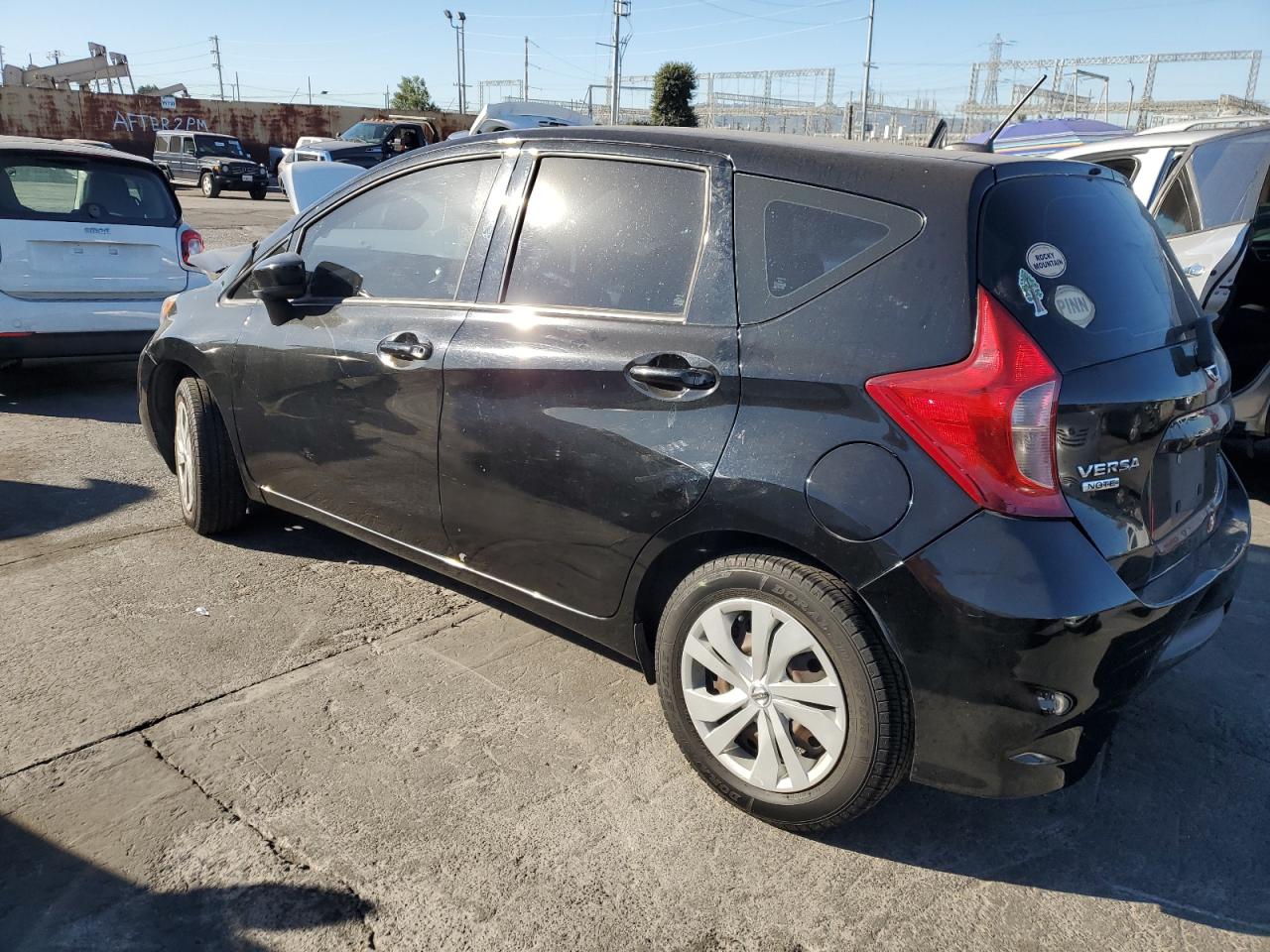 VIN 3N1CE2CP5HL361938 2017 NISSAN VERSA no.2