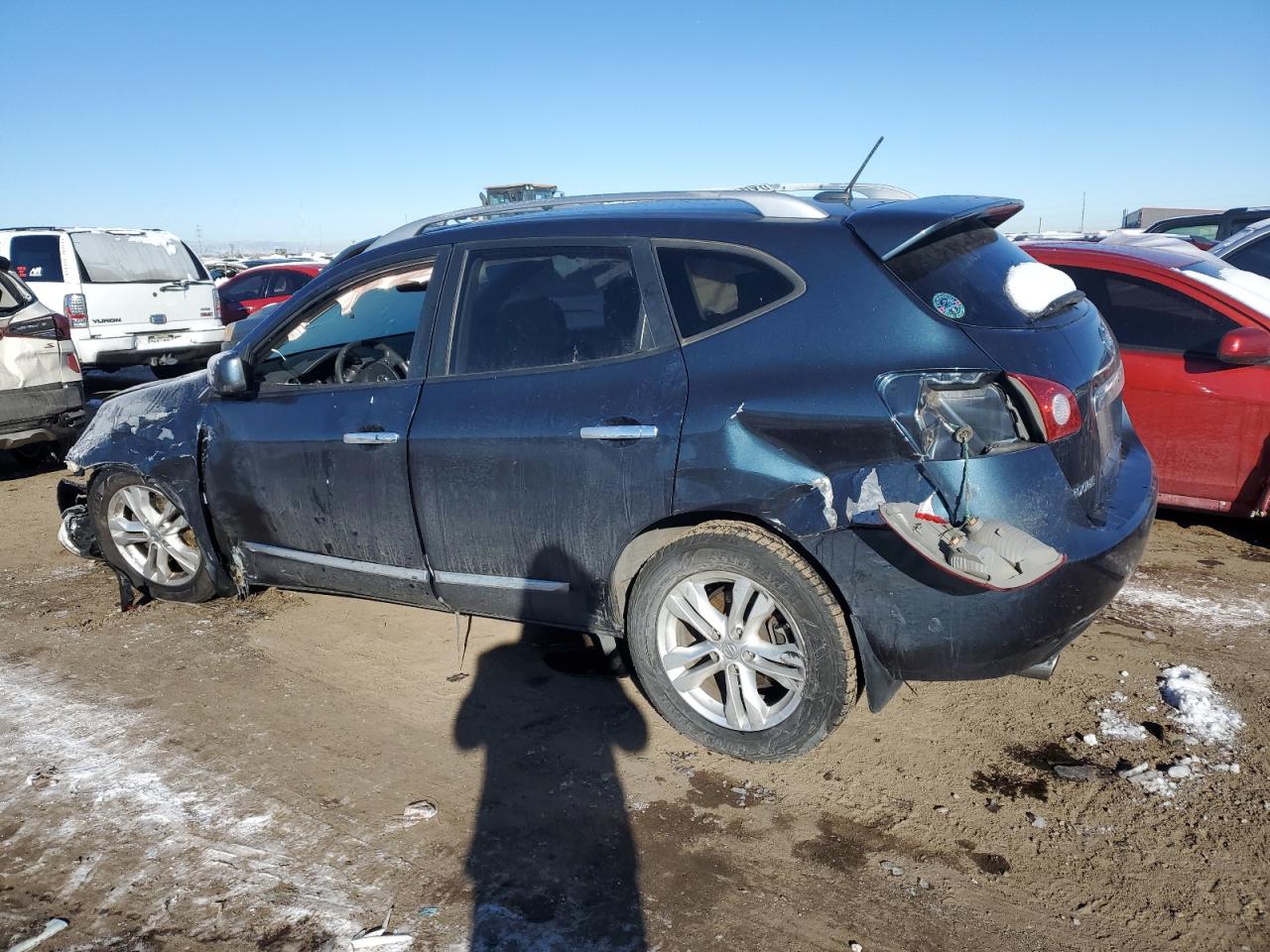 2012 Nissan Rogue - Image 2