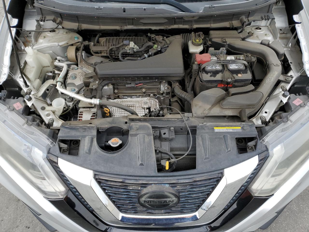 2018 Nissan Rogue - Image 12