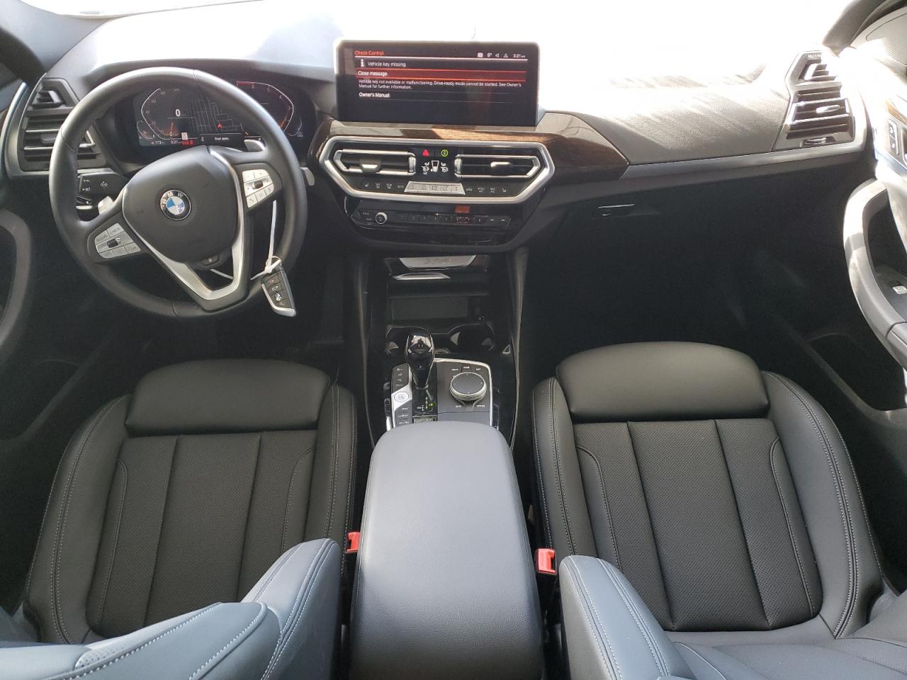 2023 BMW X4 - Image 8