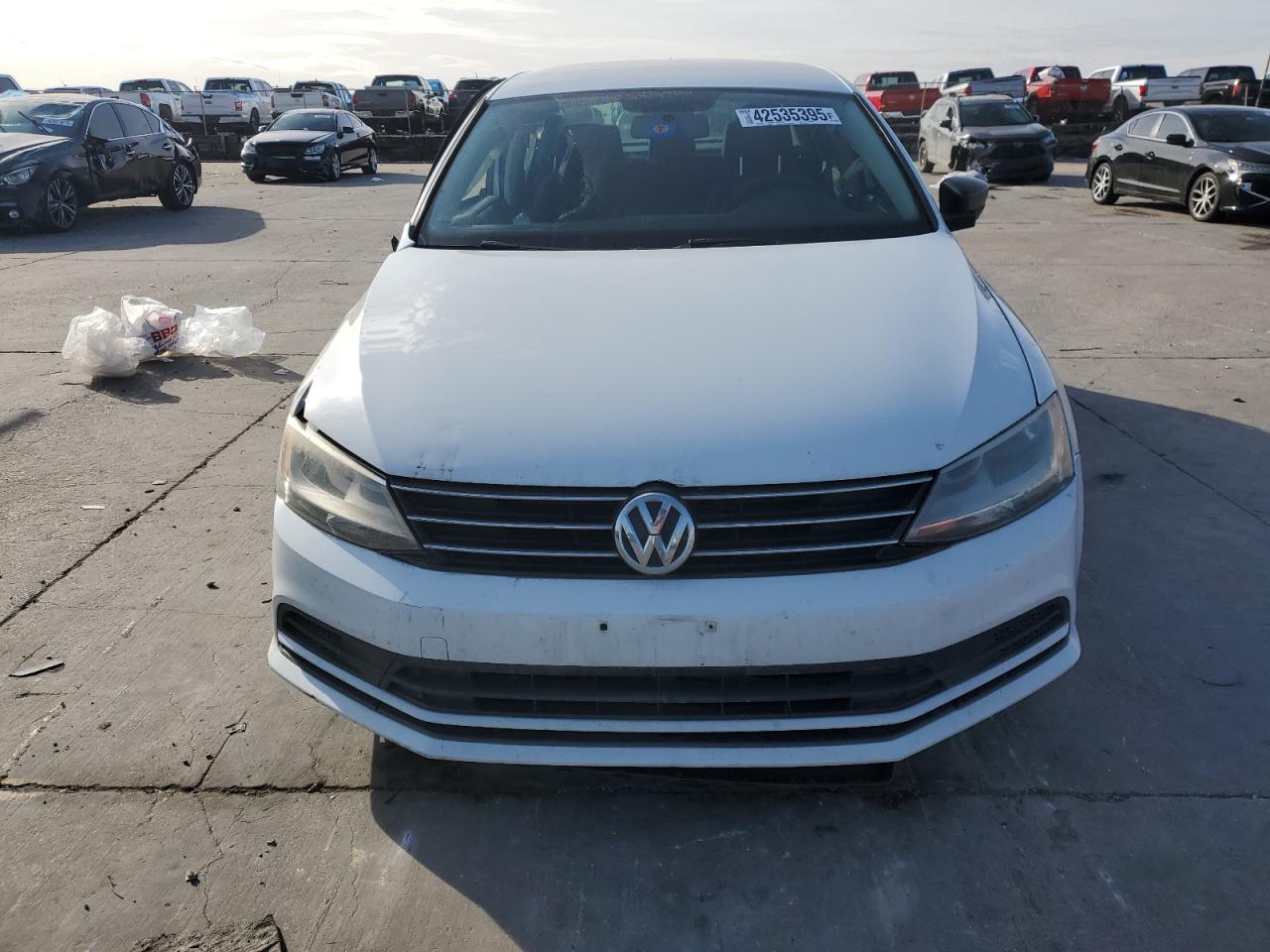 2015 Volkswagen Jetta - Image 5