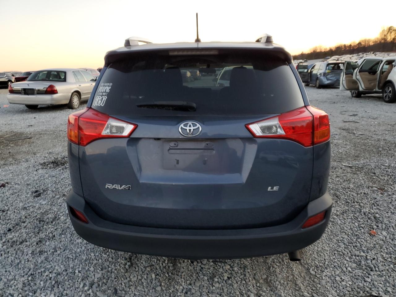2014 Toyota RAV 4 - Image 6