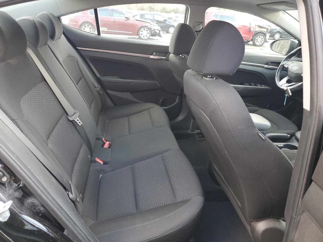 2020 Hyundai Elantra - Image 10