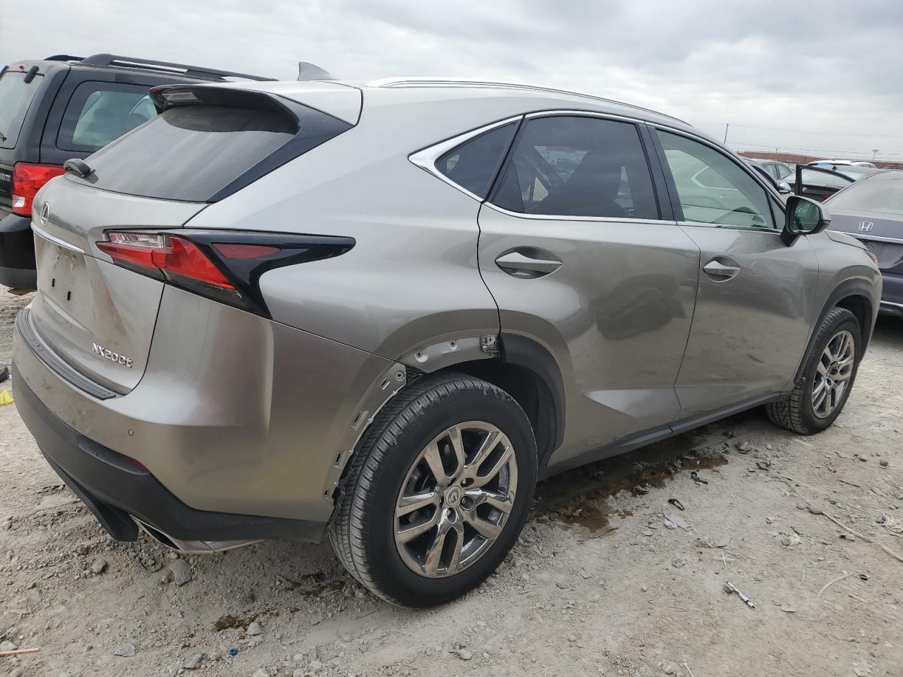 2015 Lexus NX - Image 3