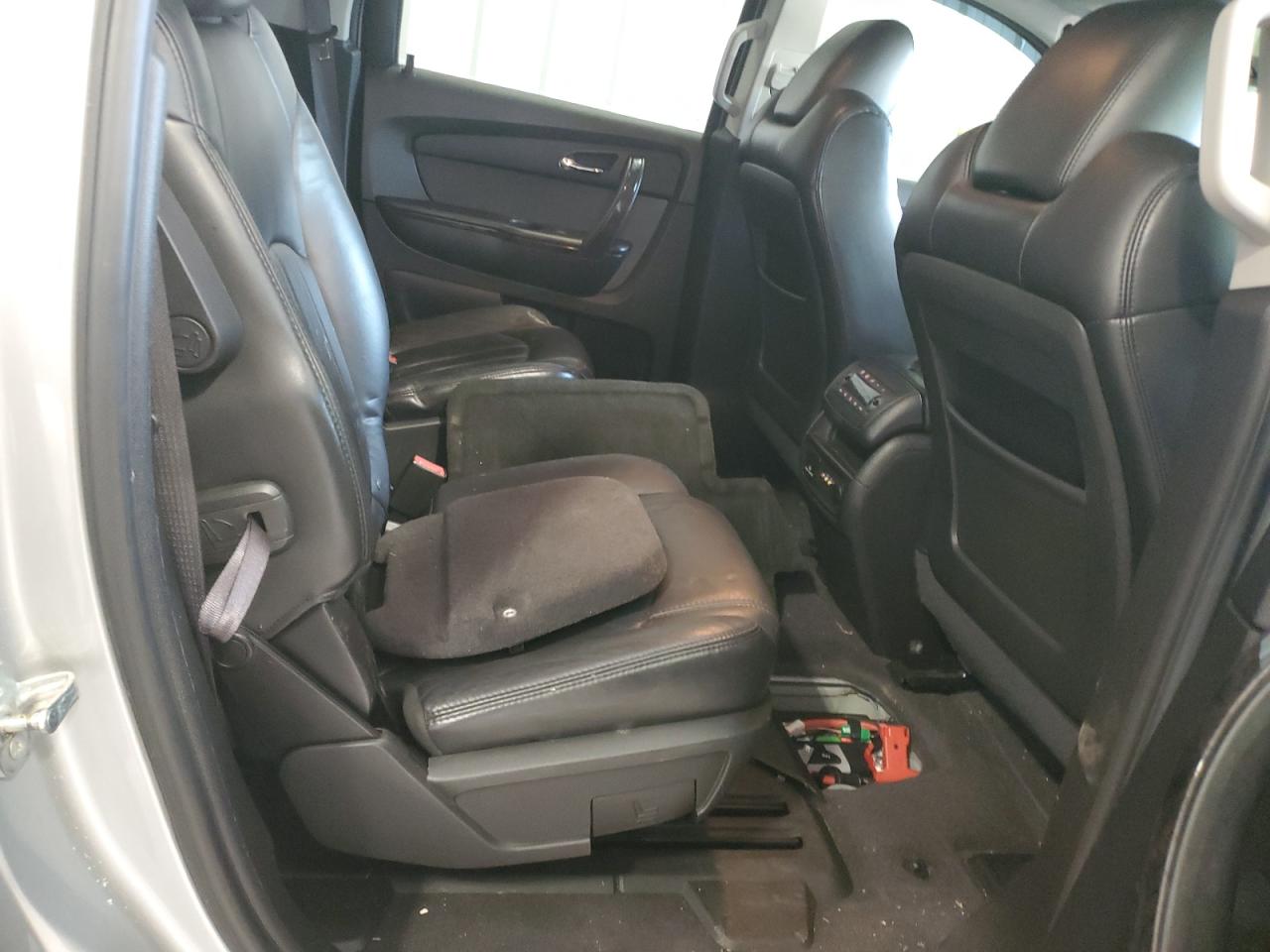 2012 GMC Acadia - Image 12