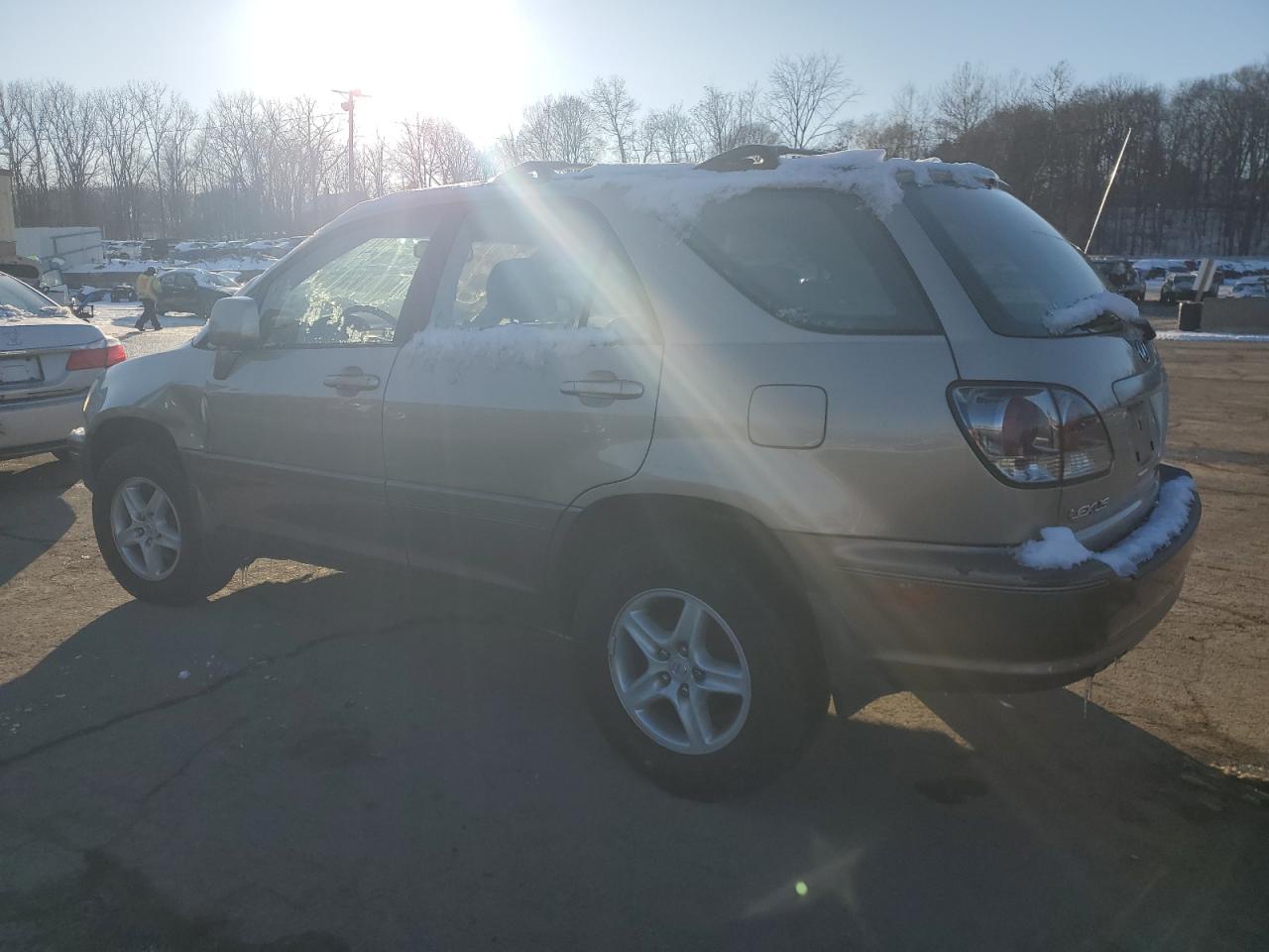 2003 Lexus RX - Image 2