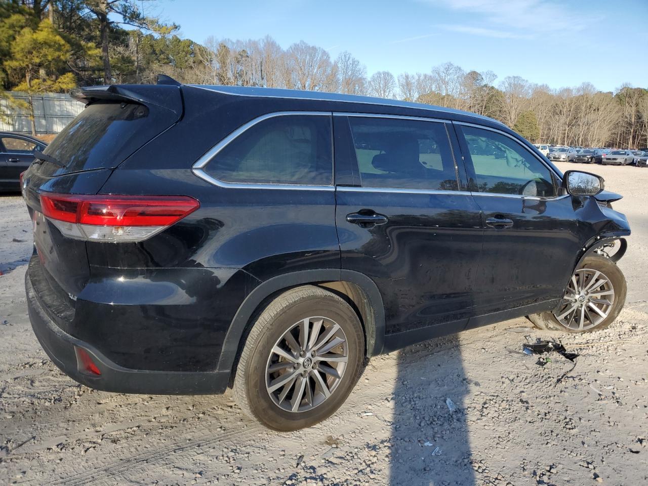 2019 Toyota Highlander - Image 3
