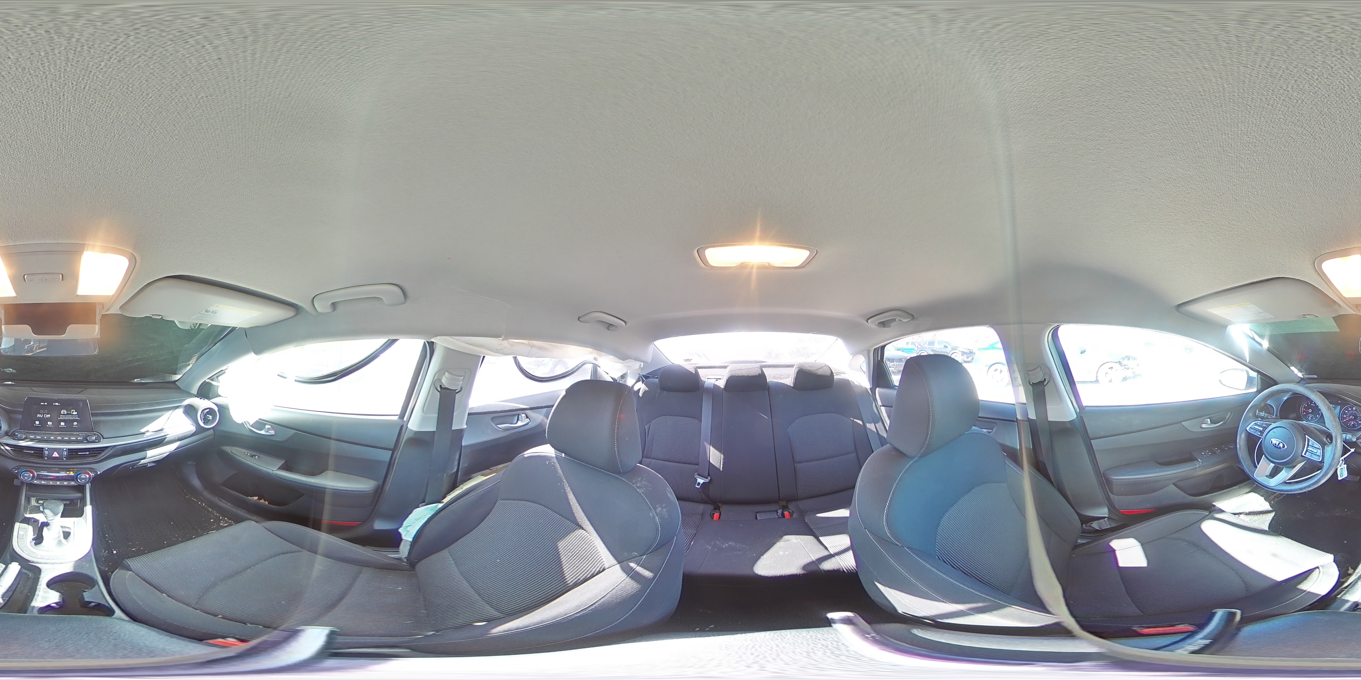 2019 Kia Forte - Image 13