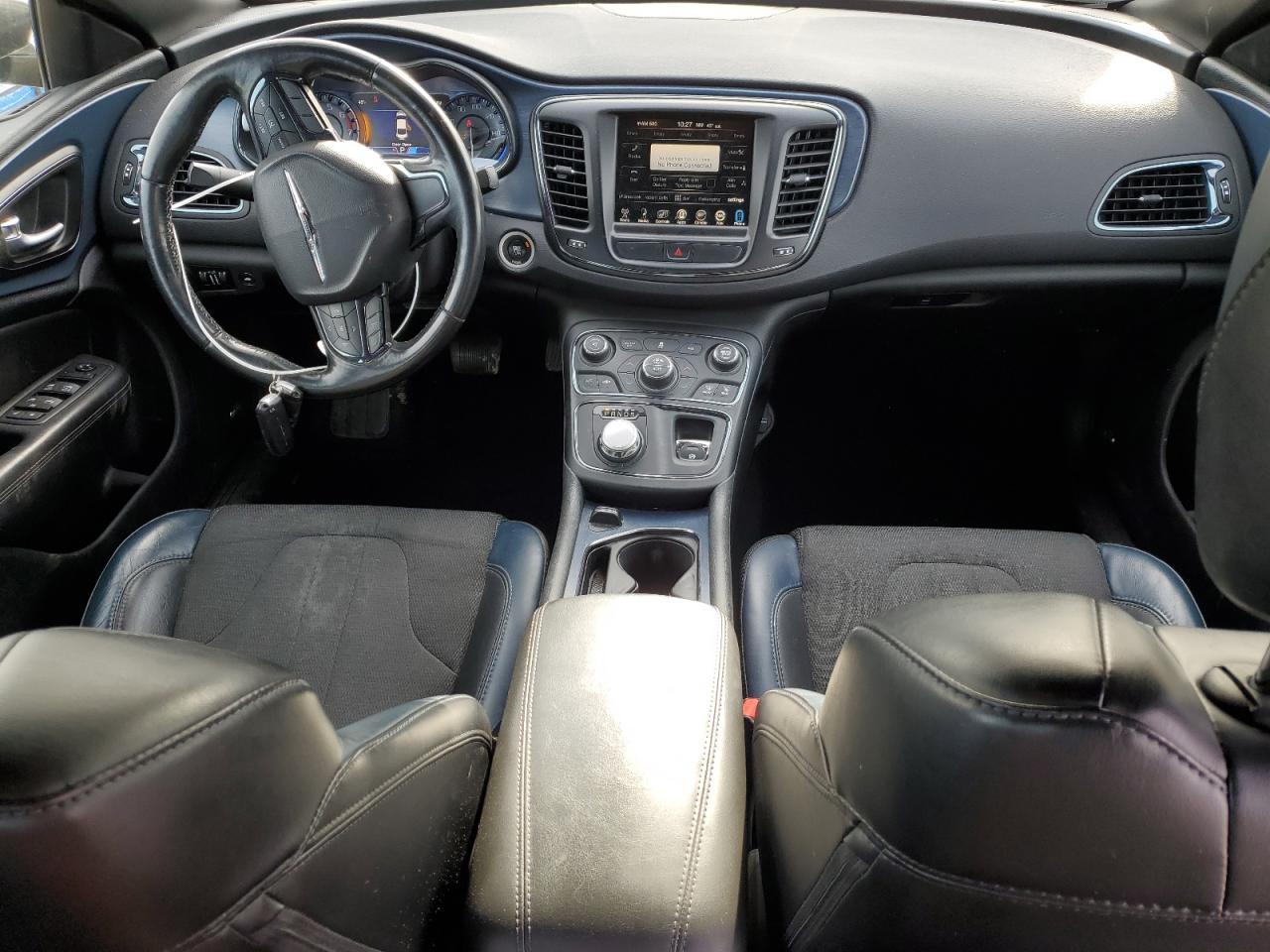2015 Chrysler 200 - Image 8