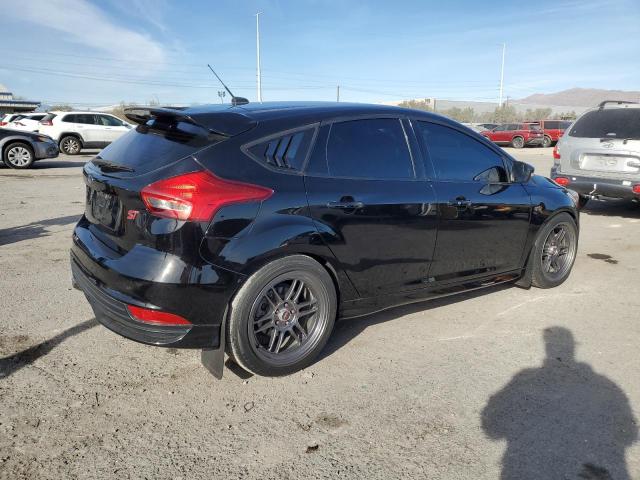  FORD FOCUS 2016 Czarny