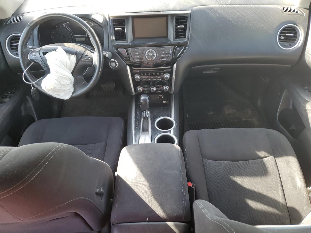 2013 Nissan Pathfinder - Image 8