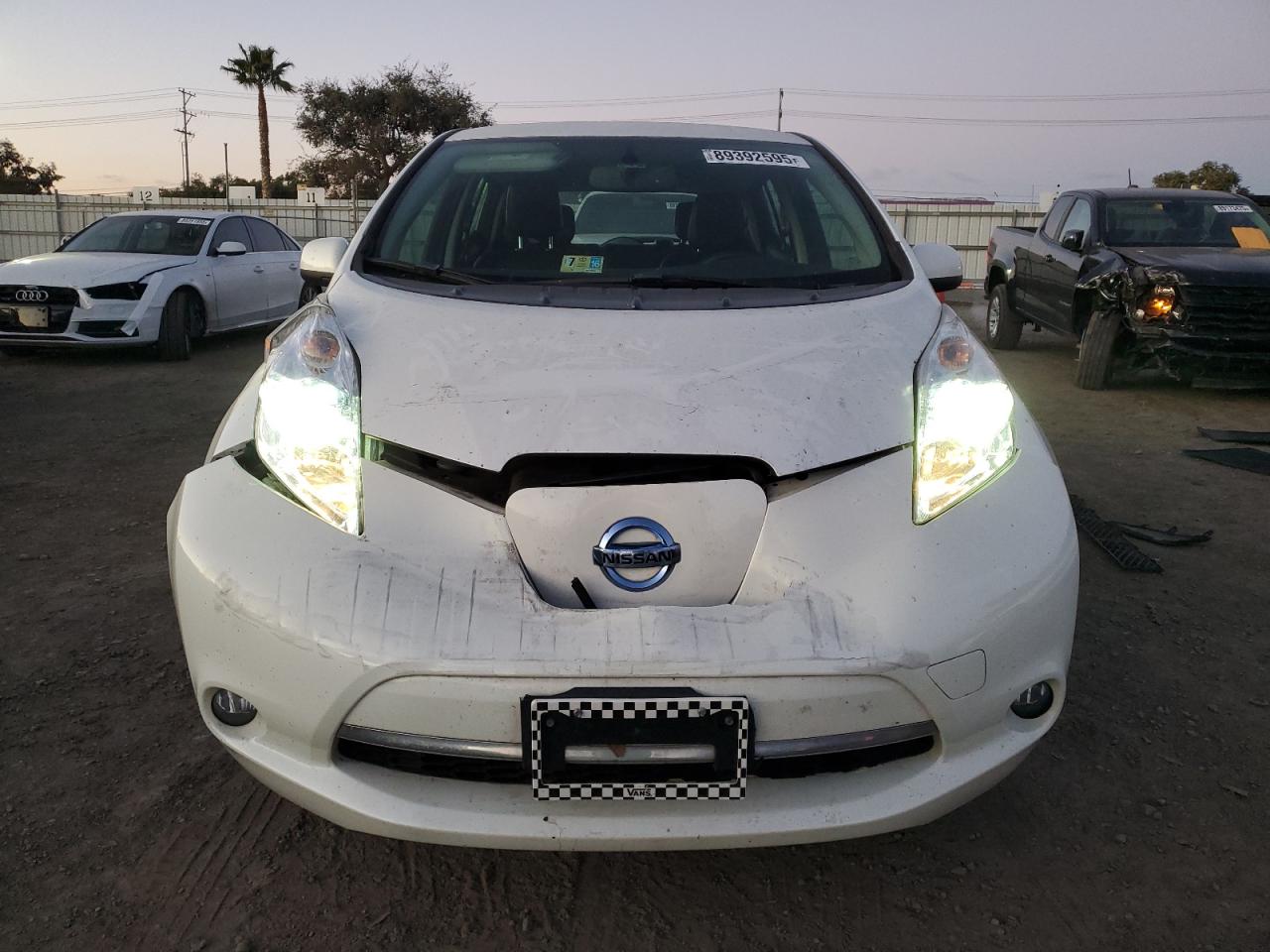2015 Nissan Leaf - Image 5