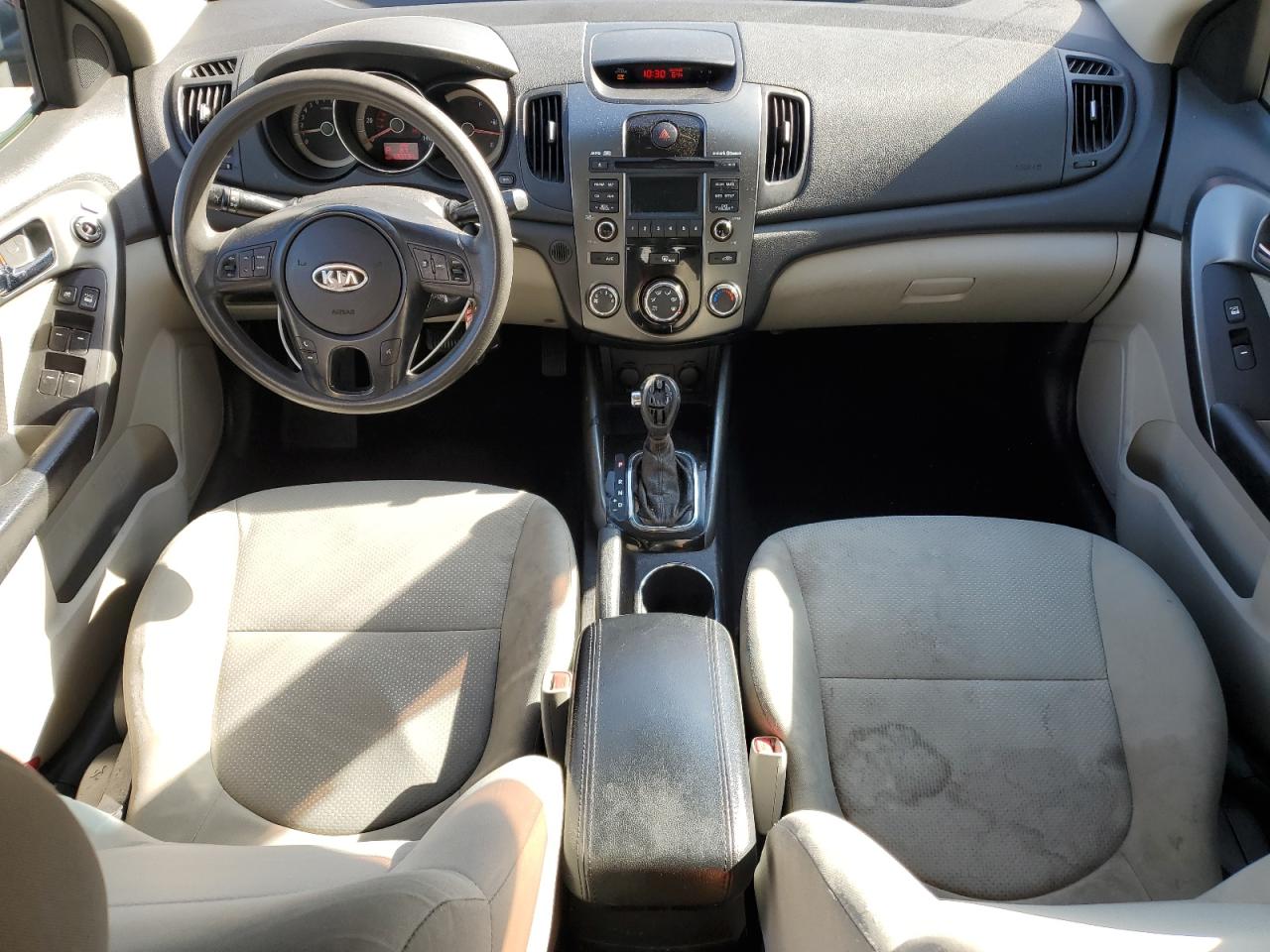 2013 Kia Forte - Image 8