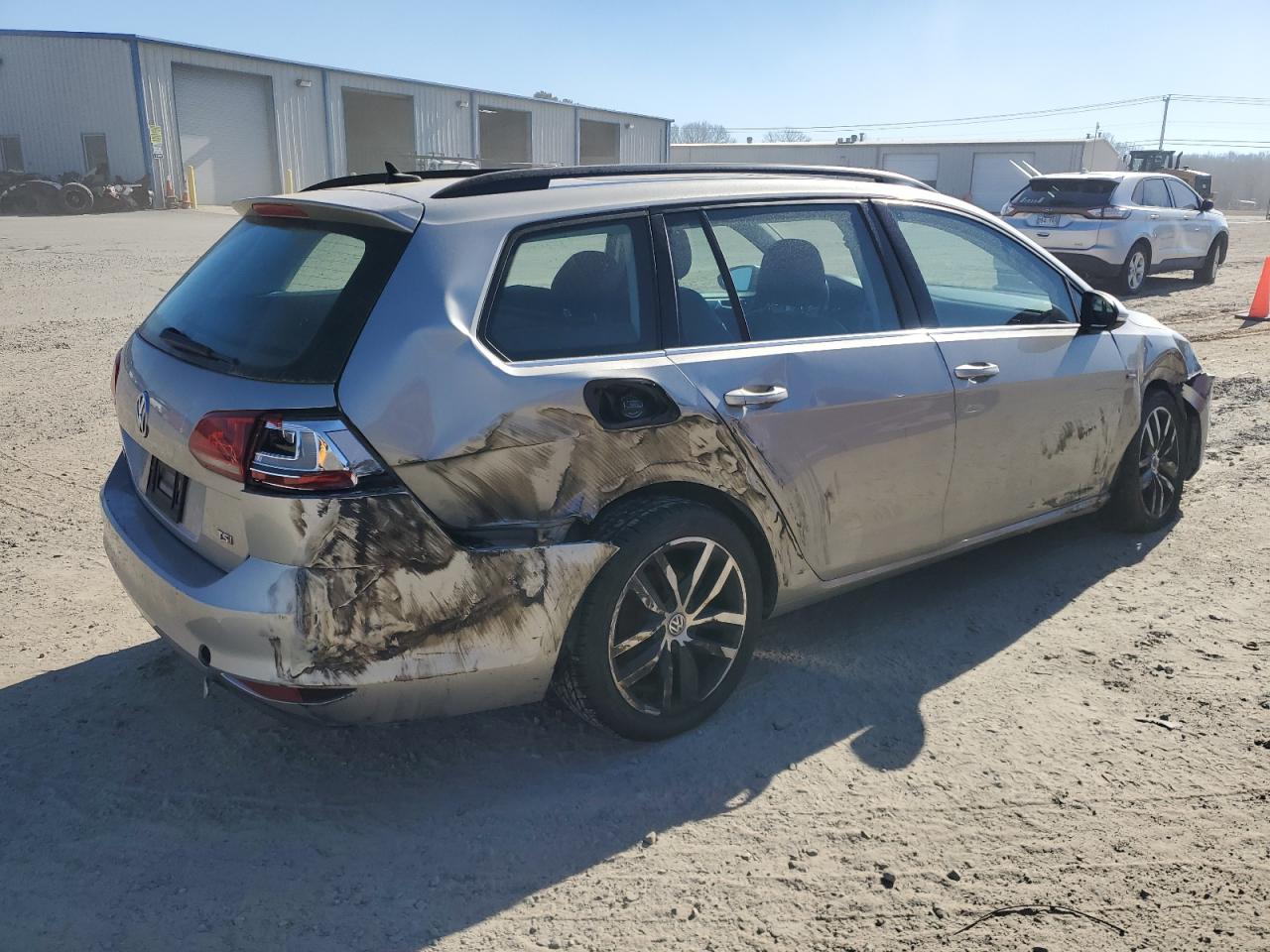 2016 Volkswagen Golf - Image 3