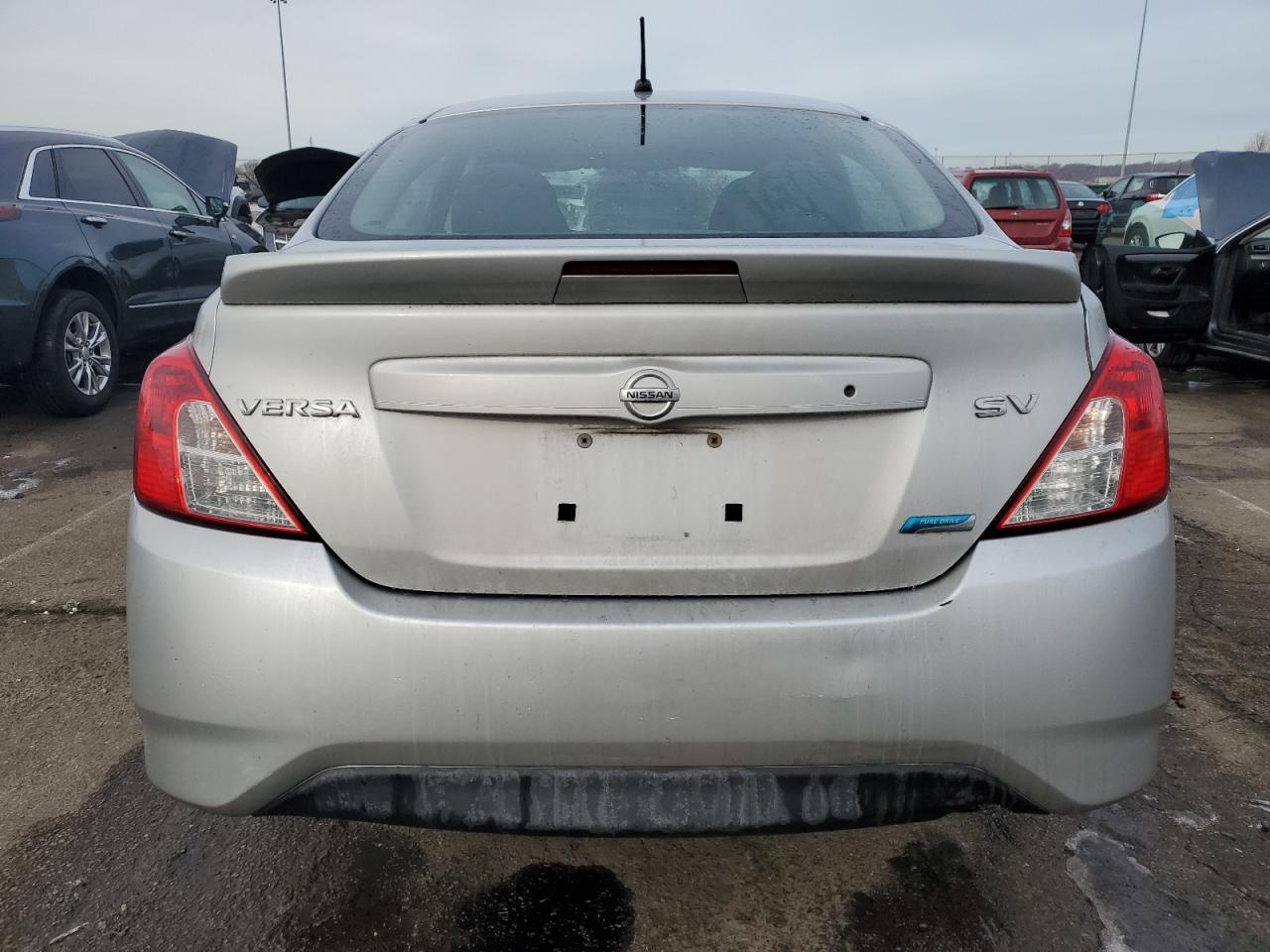 2016 Nissan Versa - Image 6