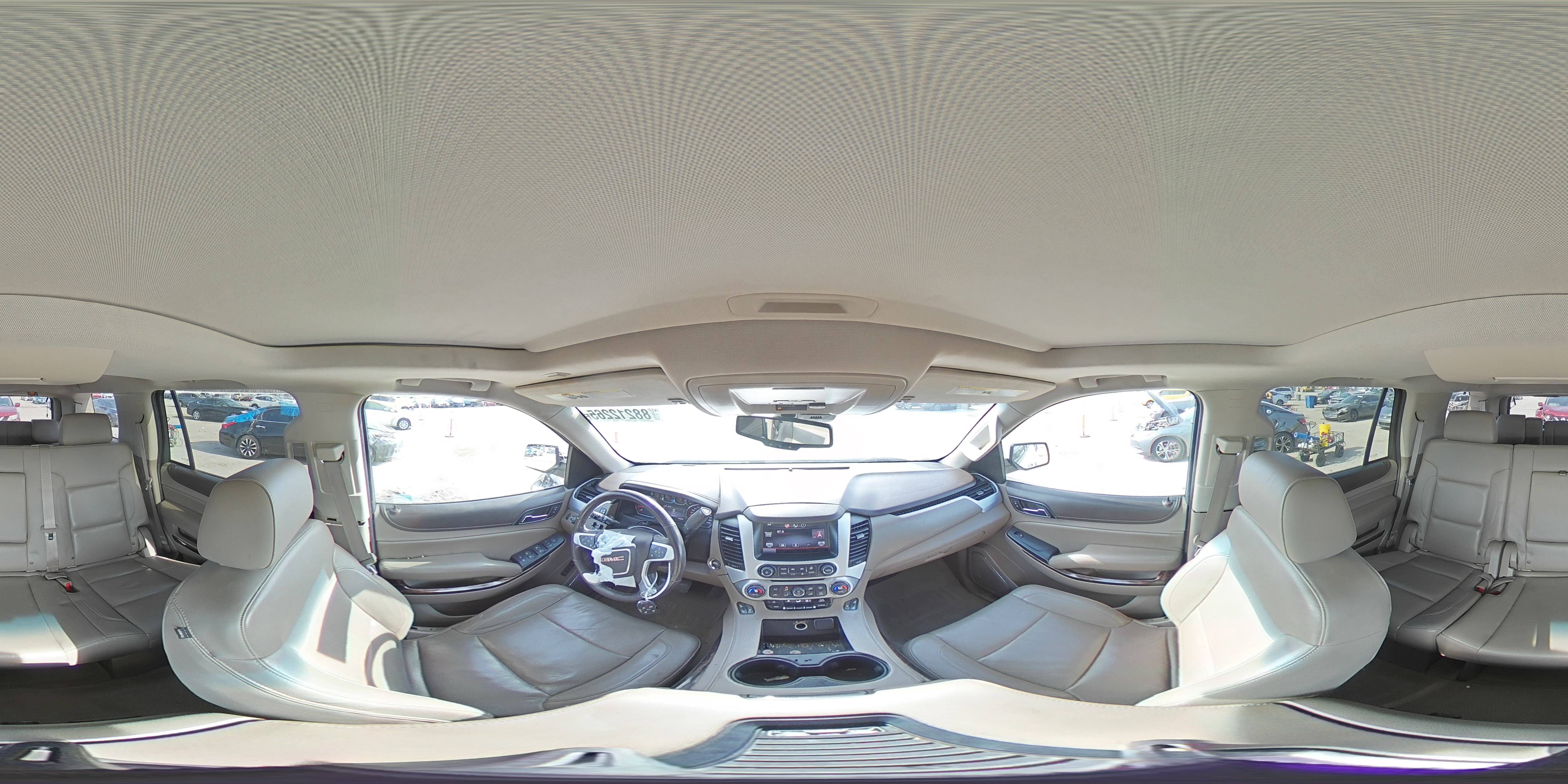 2015 GMC Yukon - Image 13