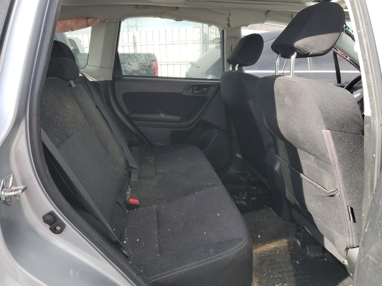 2016 Subaru Forester - Image 11