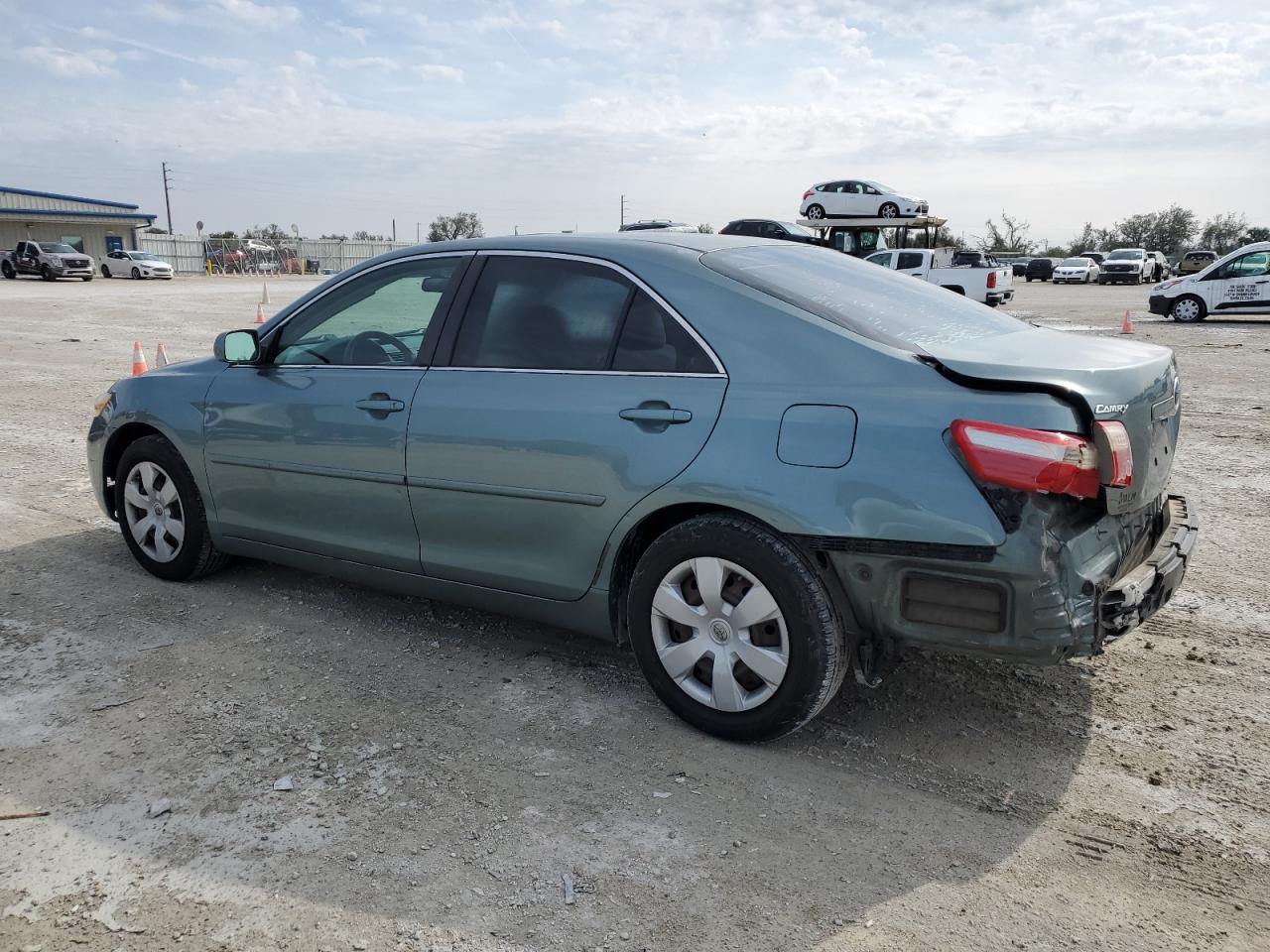 2007 Toyota Camry - Image 2