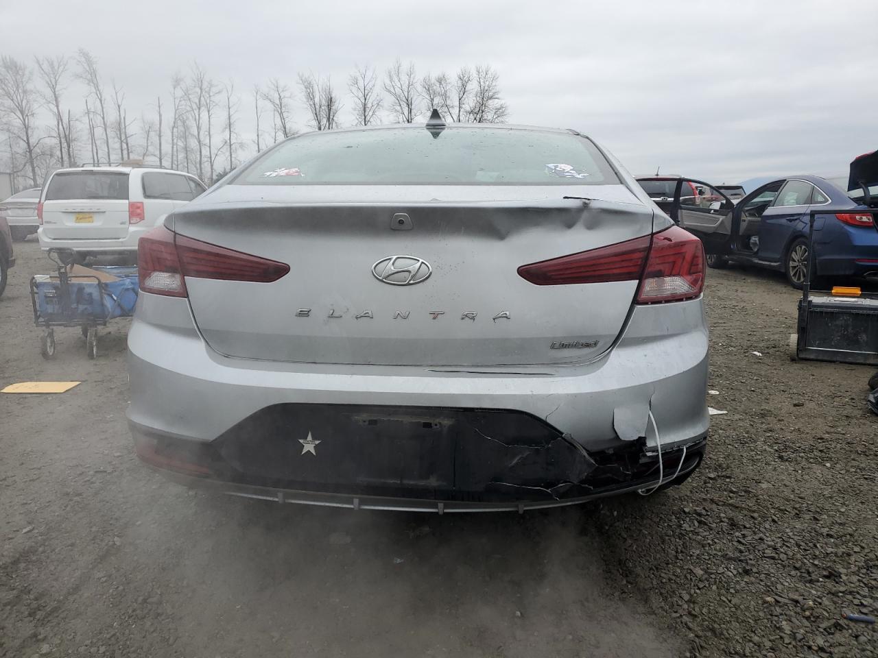 2020 Hyundai Elantra - Image 6