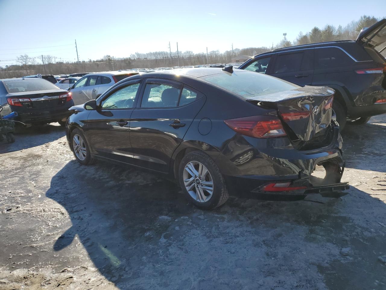 2020 Hyundai Elantra - Image 2